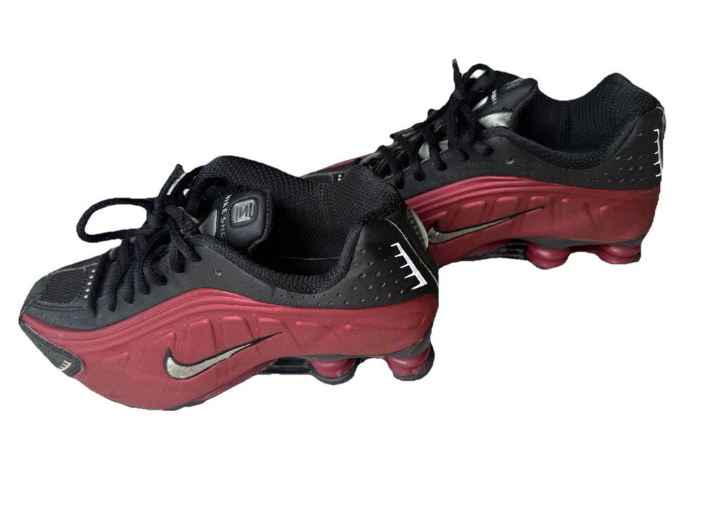 Nike Shox R4 Black Silver Team Red Sneakers AR3565-009 Women’s Size 7 - Picture 8 of 10